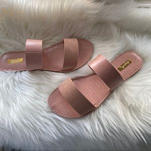 qupid double strap sandals
